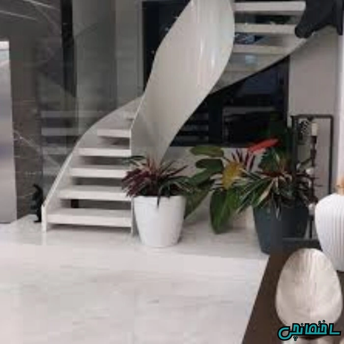 راه پله سنگ کوارتز راه پله سنگ کوارتز